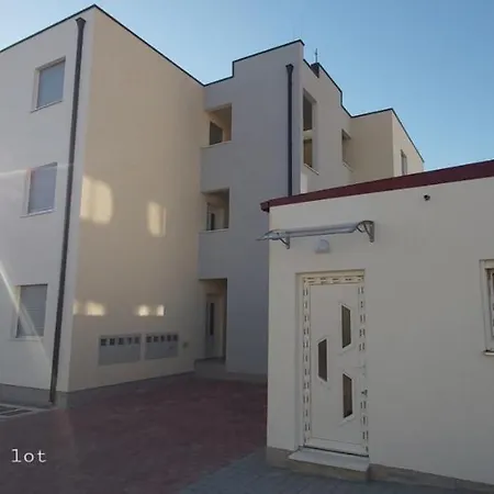 Διαμέρισμα Seaside Mireja *